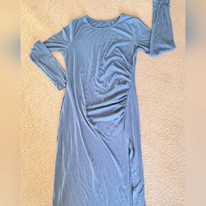 LARGE.   HALARA RIBBED KNIT RUCHED MIDI DRESS
